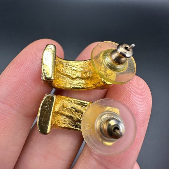 Vintage signed Ann Taylor gold tone with rhinestone Stud earrings - Picture 8 of 8